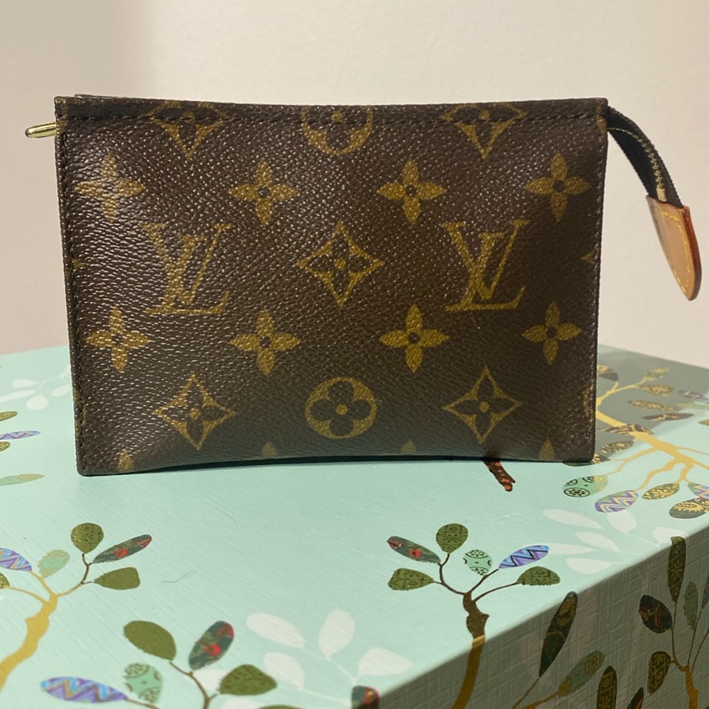 Louis Vuitton Monogram Canvas Toiletry Pouch 15